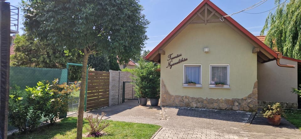 Tamási Villa- Nyaralóház House in Hungary