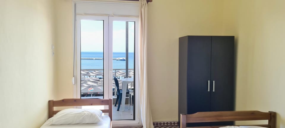 Balcony/Terrace, Photo of the whole room, wardrobe