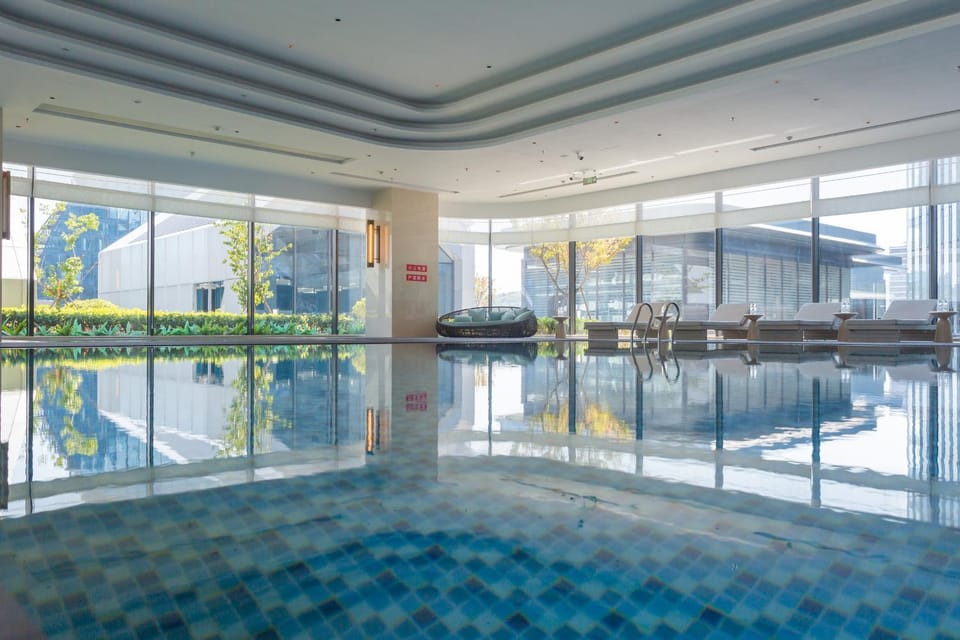 Pool view, Swimming pool