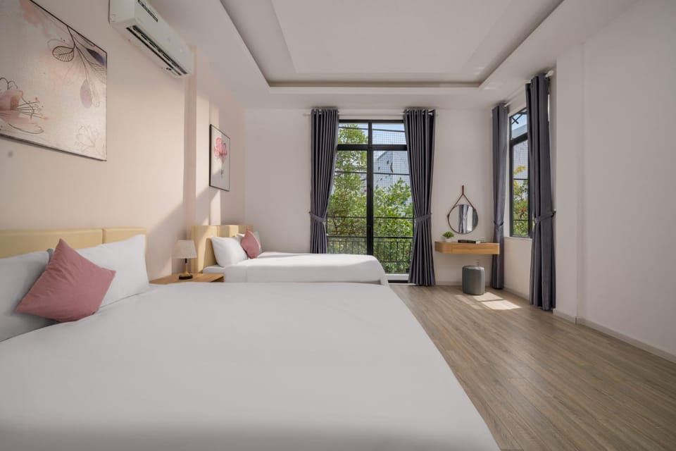 Bed, Bedroom, air conditioner