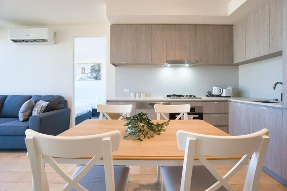 New and Modern 2BR Gem in Rundle Mall Apartment in Adelaide