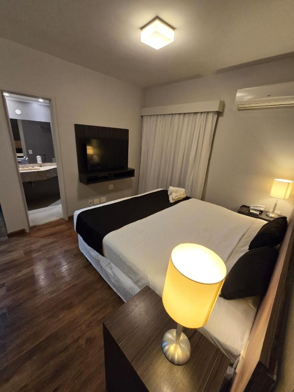 LA RESIDENCE PAULISTA - Flat 905 - Residence Service, Academia, Piscina Apartment in Sao Paulo City