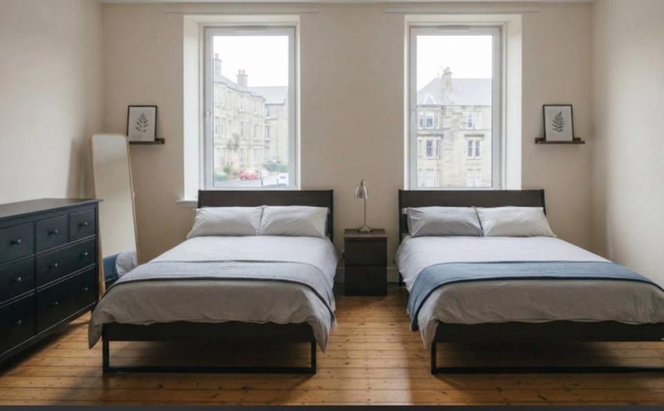 ClydeBank Brand new 3BDR Home, Glasgow House in Scotland