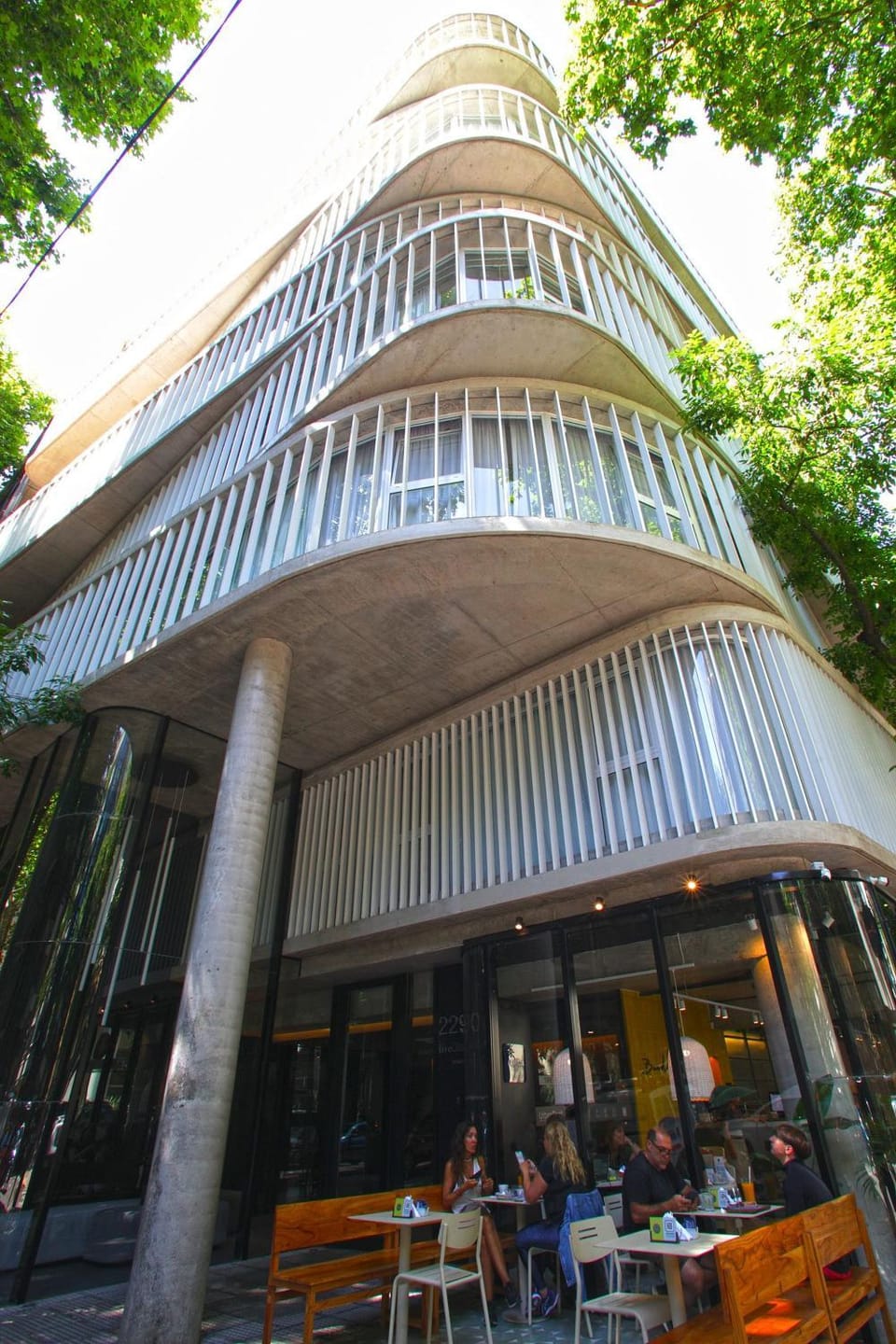 Facade/entrance