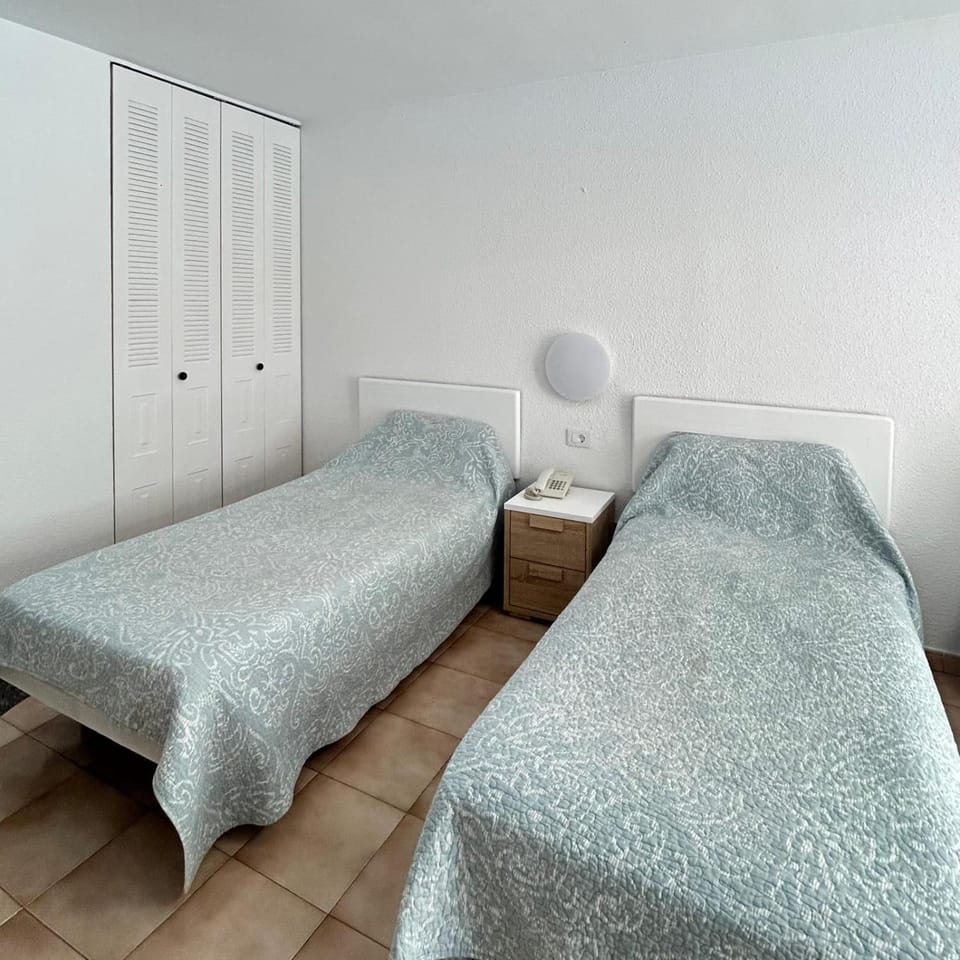 Studio In Castle Harbour With Garden View C018 Apartment in Los Cristianos