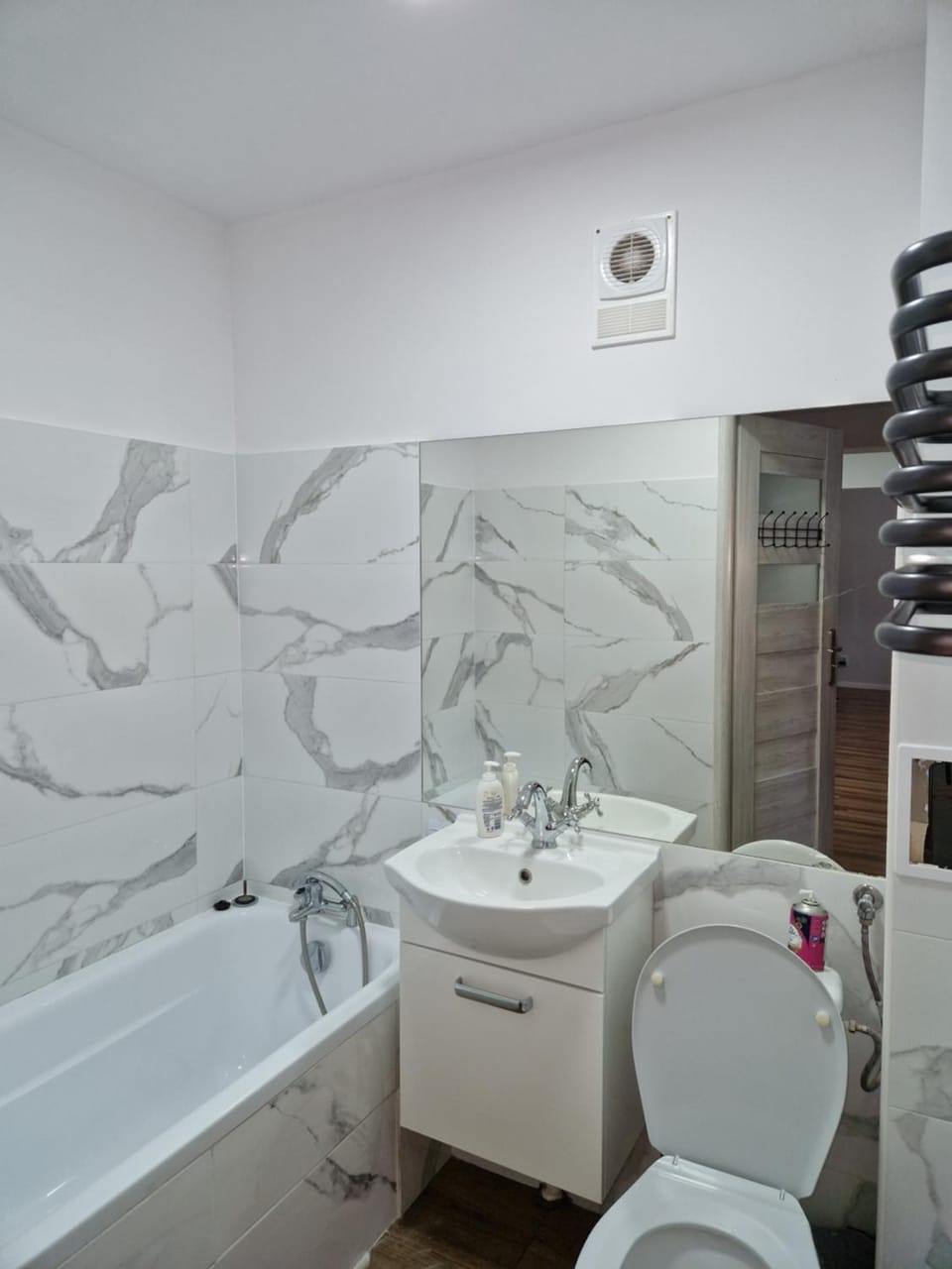 Toilet, Bathroom, Bath