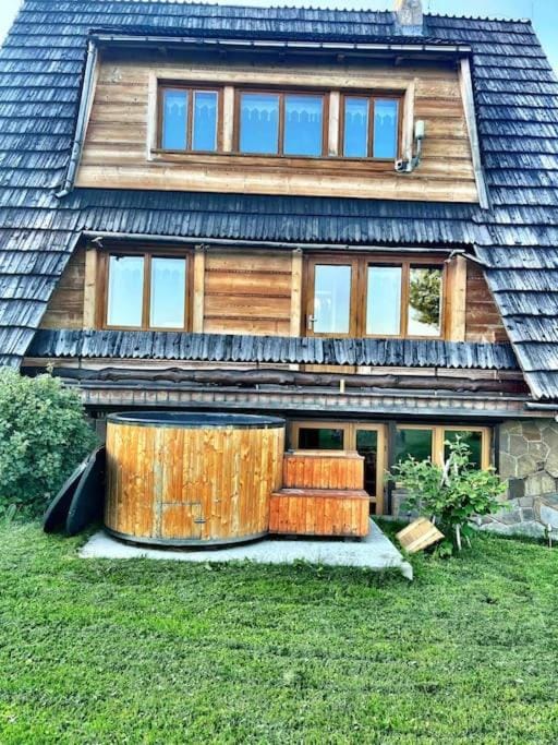 Uroczy górski dom z sauną, jacuzzi, balią ogrodową Chalet in Lesser Poland Voivodeship