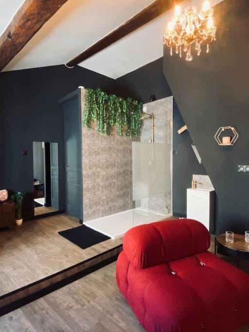 Love Room Narbonne coeur de ville Apartment in Narbonne