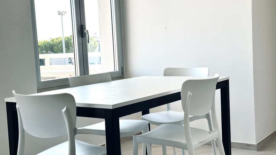 M412 - Marcelli, trilocale con terrazzo e posto auto Apartment in Marcelli