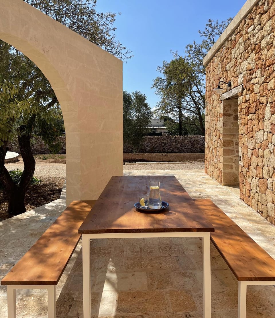 Patio, Dining area