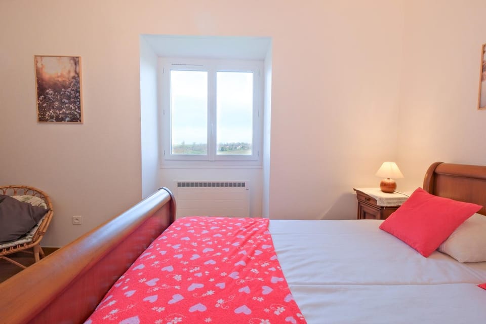 Property building, Living room, Bedroom