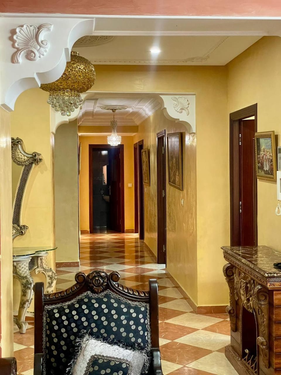 Maison de luxury Pour les clients qui me demandent si je serai présent, oui, nous sommes toujours là pour vous Apartment in Tangier