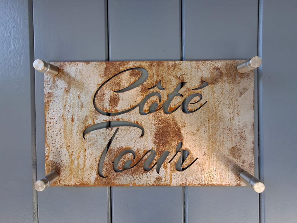 Côté Tour Bed and Breakfast in Auvergne-Rhône-Alpes