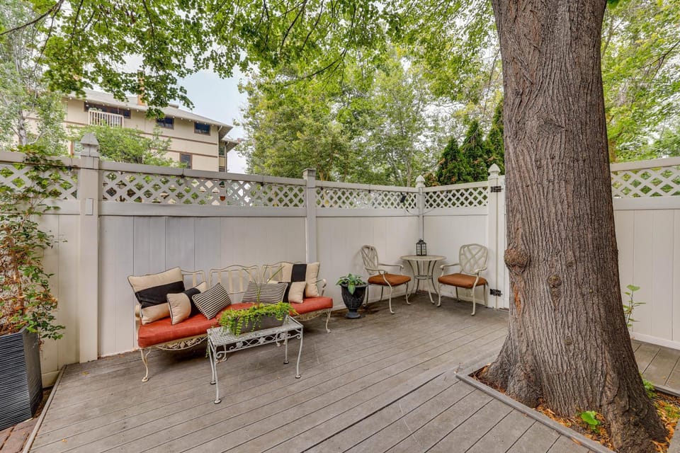 Historic Boise Studio w/ Courtyard, Blocks to Dtwn Apartment in Boise