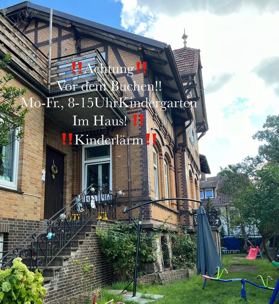 Property building, Day, Garden