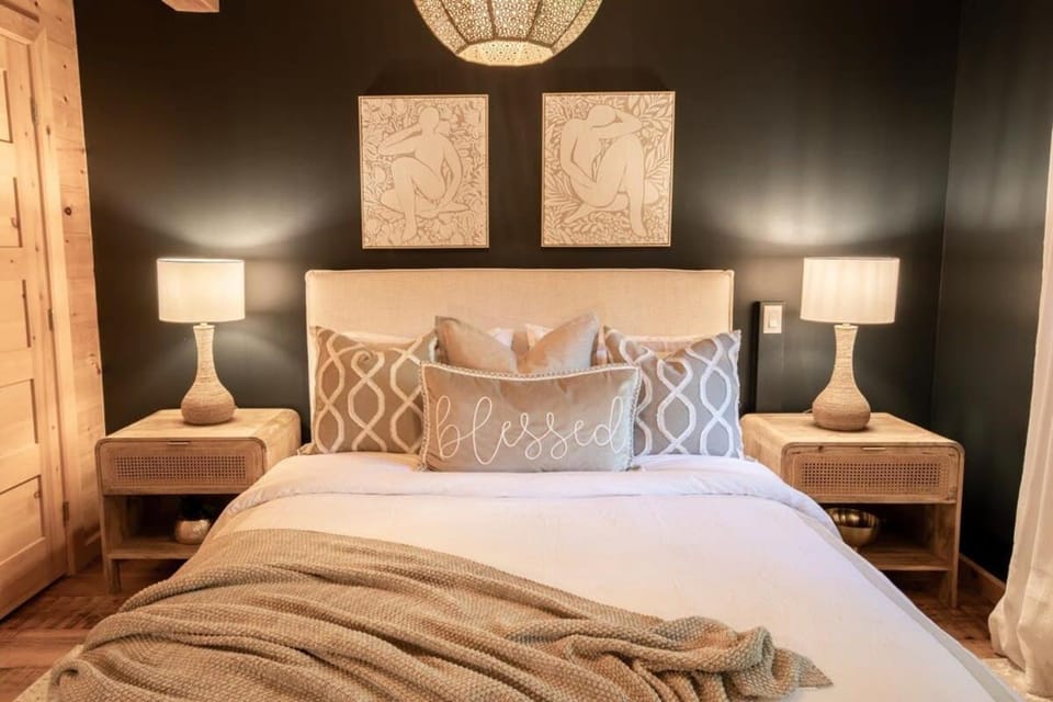 Chalet Chic Rustique & SPA - Tremblant Chalet in Ontario