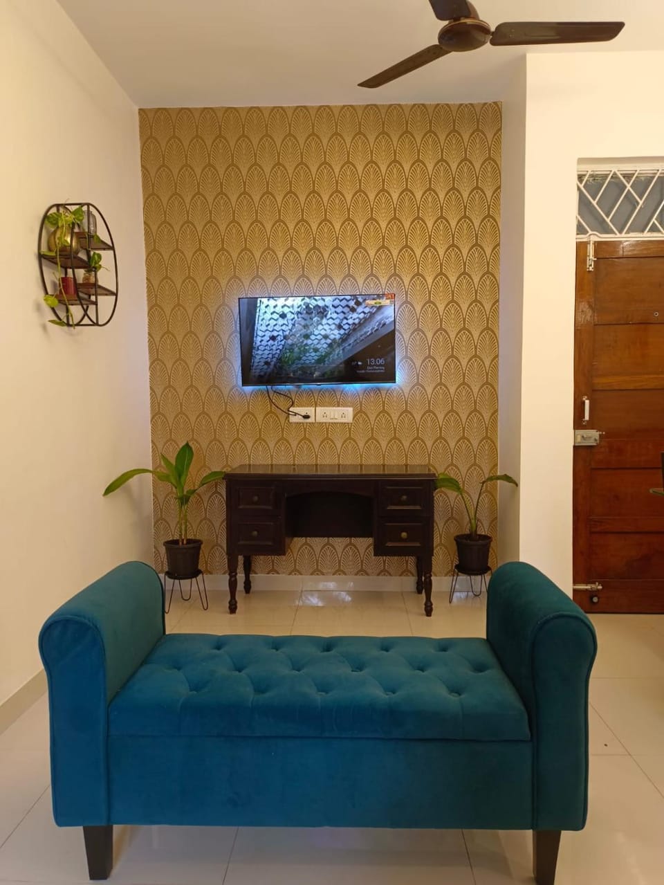 Communal lounge/ TV room, TV and multimedia, Living room, Seating area, Evening entertainment