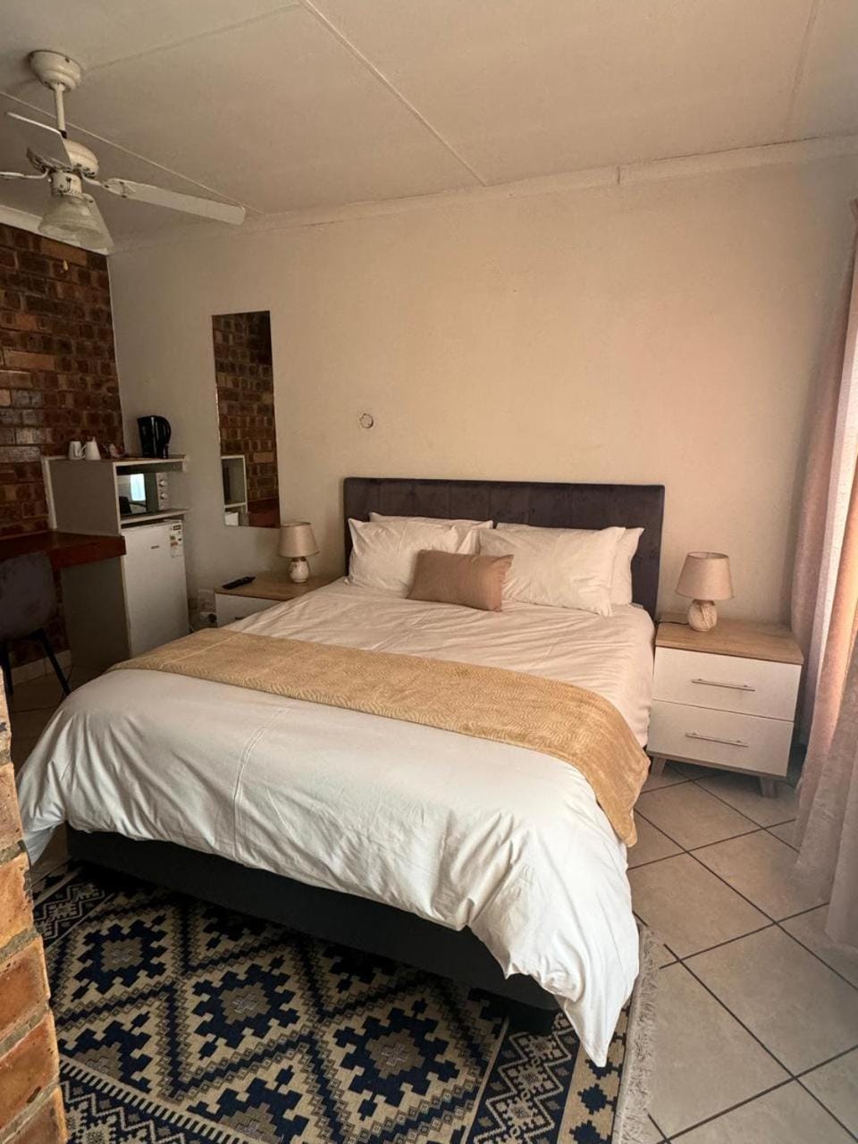 Tranquilo Guesthouse Bed and Breakfast in South Africa
