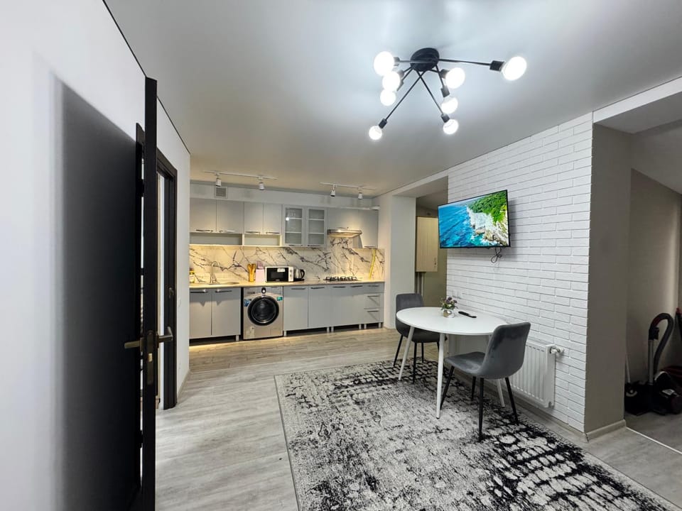 1-Confortable and ideal Apartament-Квартира посуточно Edinet Apartment in Moldova