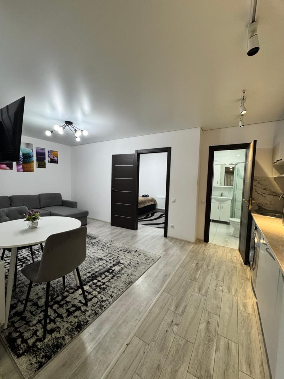 1-Confortable and ideal Apartament-Квартира посуточно Edinet Apartment in Moldova