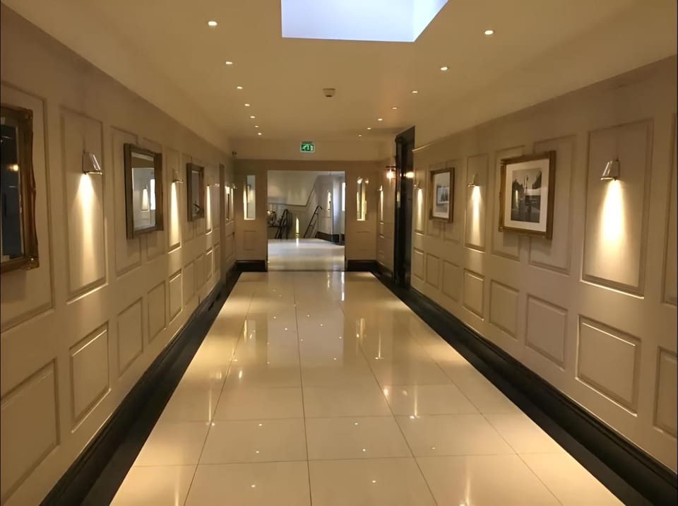 Property building, Patio, Staff, Facade/entrance, Property logo or sign, VIP