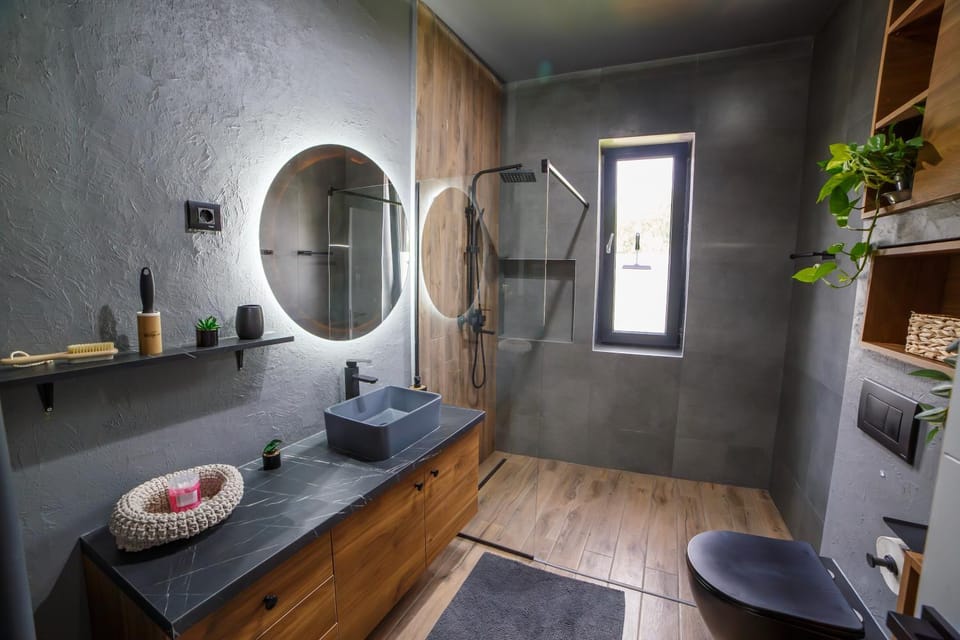 Shower, Bathroom, towels
