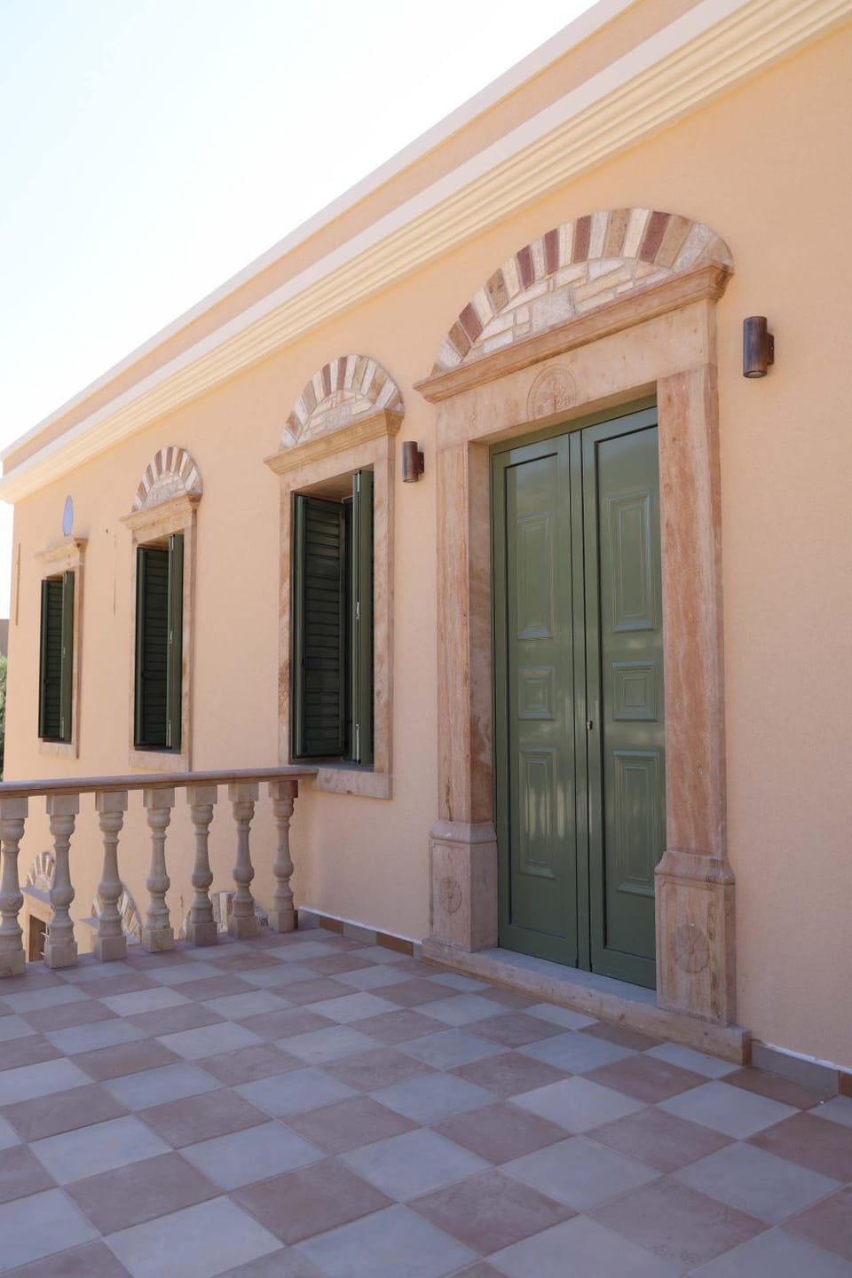 Facade/entrance, Day