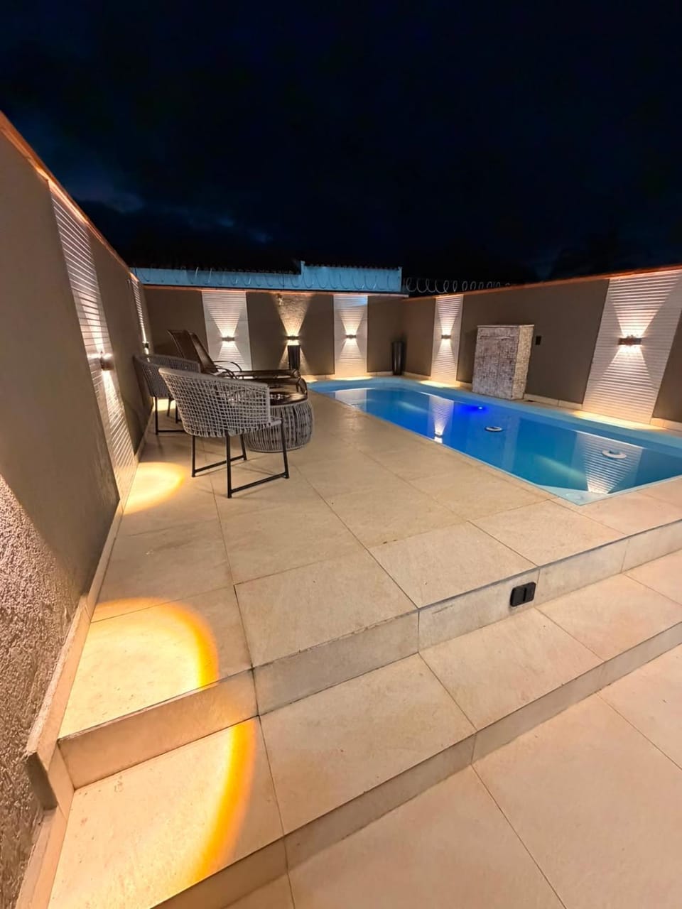 Swimming pool