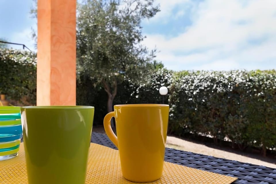 Patio, Coffee/tea facilities, View (from property/room), Balcony/Terrace