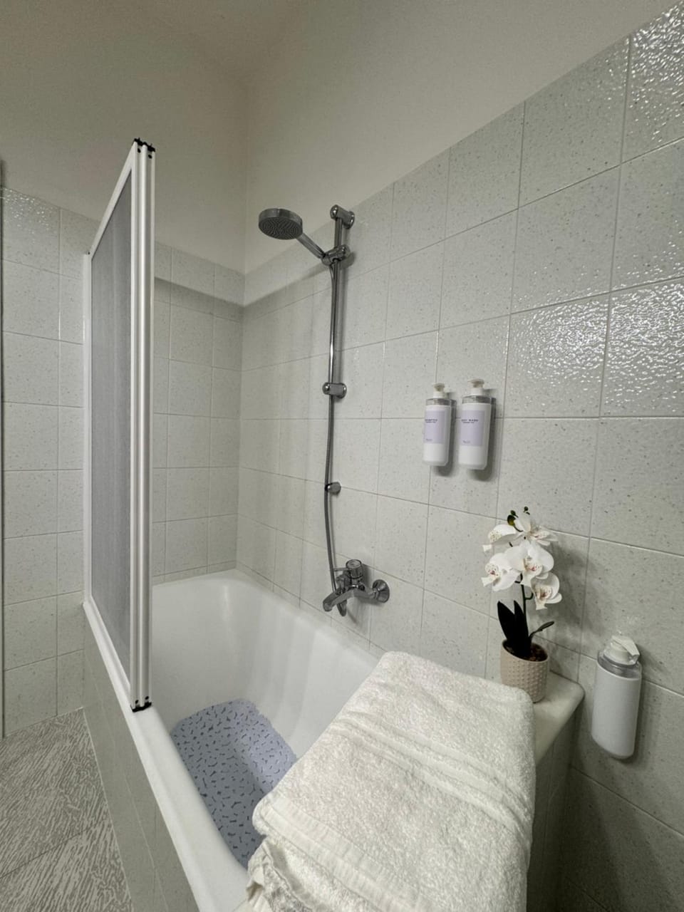 Shower, Bathroom, Bath