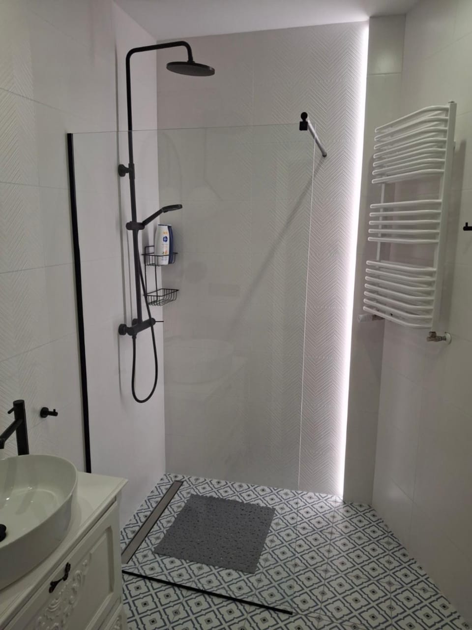 Shower, Bathroom