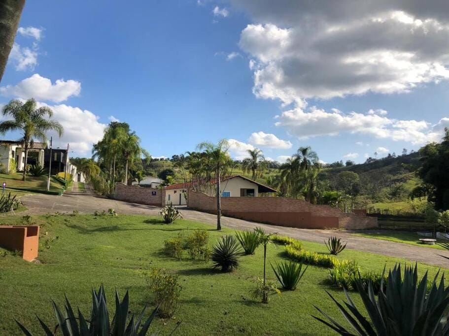 Casa Acuri House in Sao Jose dos Campos