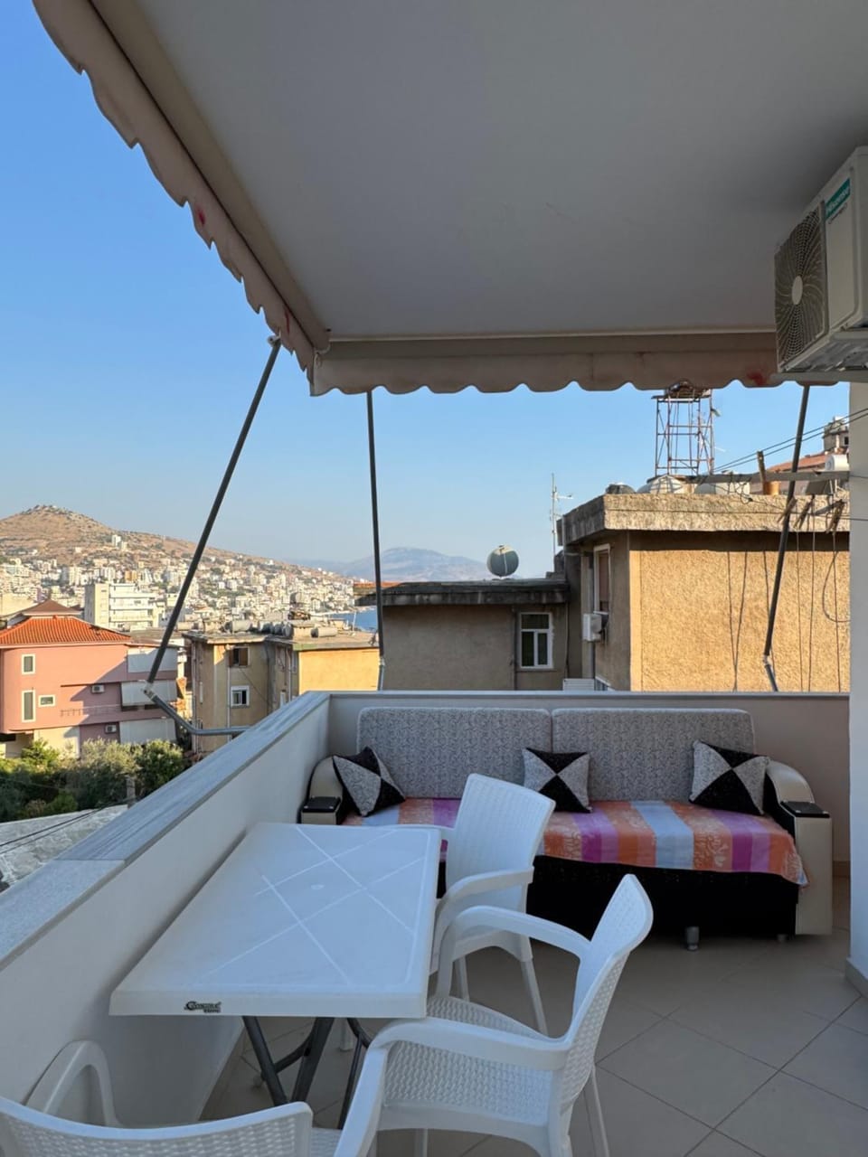 View (from property/room), Balcony/Terrace, Seating area