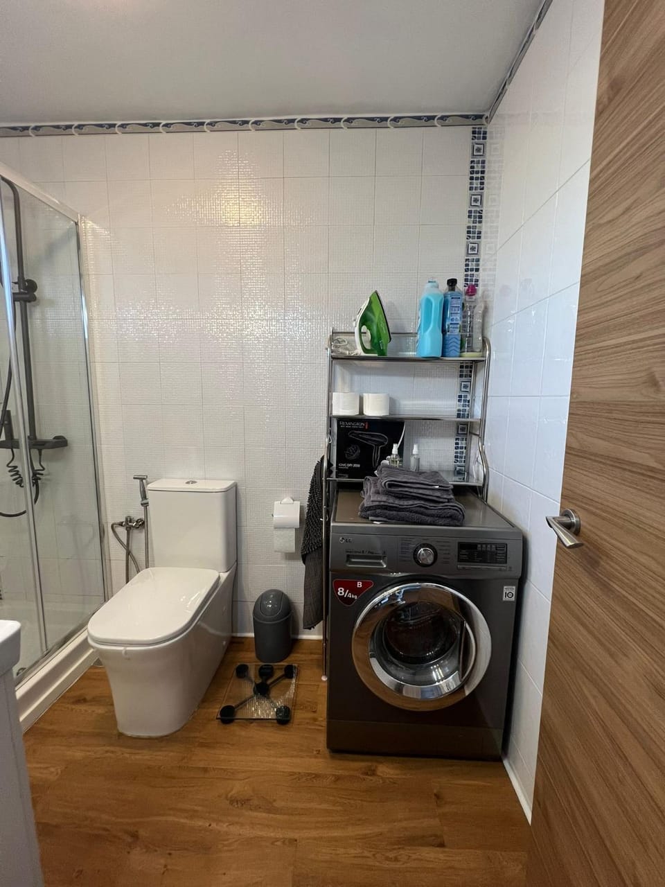 Toilet, Bathroom, washing machine, dryer