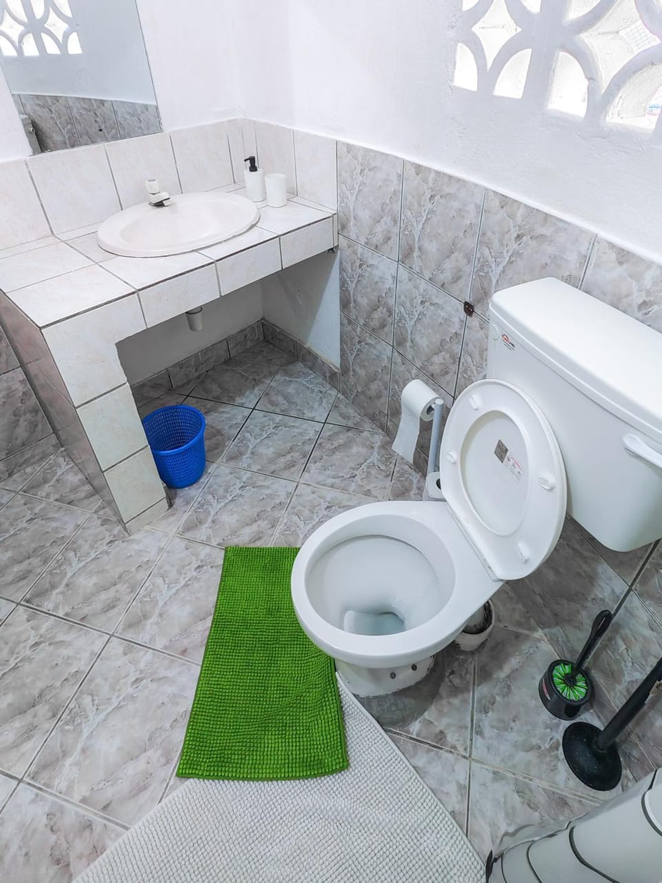 Toilet, Bathroom