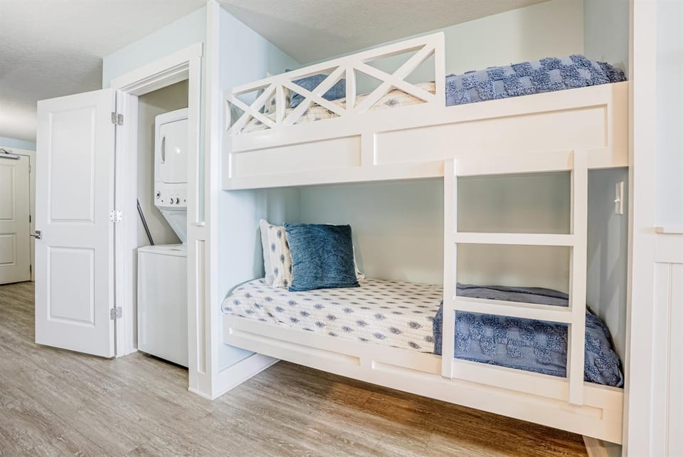 bunk bed