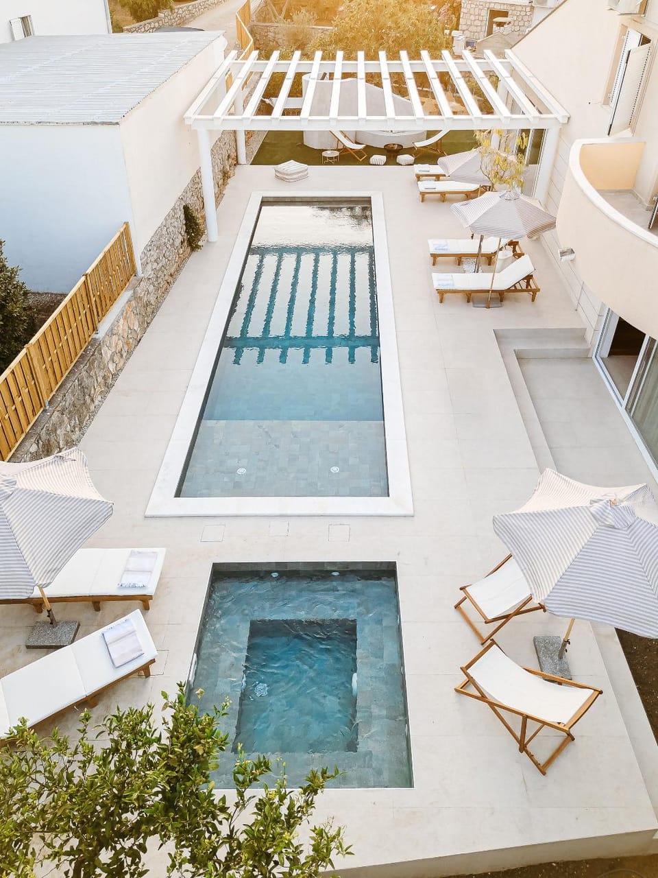 Hot Tub, Balcony/Terrace, Swimming pool, Swimming pool