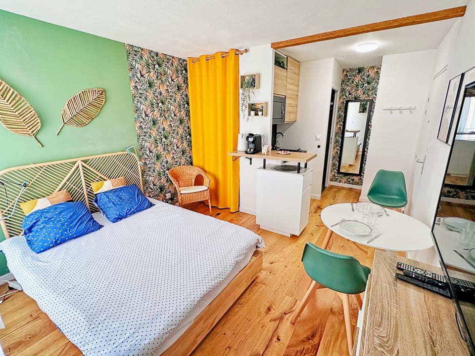 Bed, TV and multimedia, Coffee/tea facilities, Bedroom