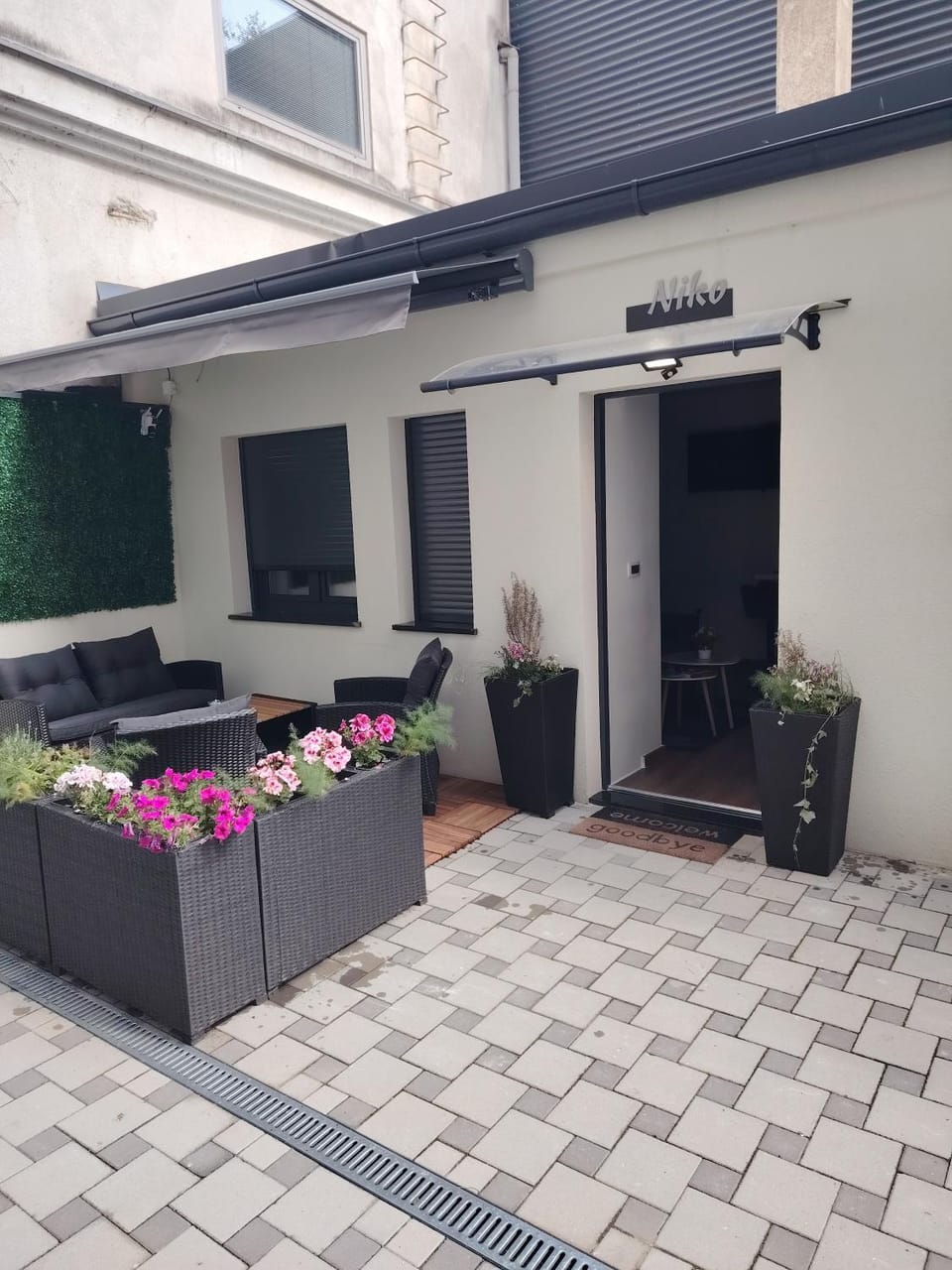Property building, Patio, Day