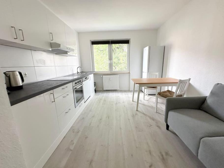 City Apartment with WIFI, Kitchen and 4K TV Apartment in Essen