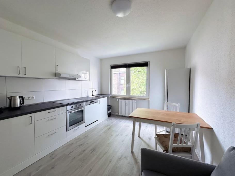 City Apartment with WIFI, Kitchen and 4K TV Apartment in Essen