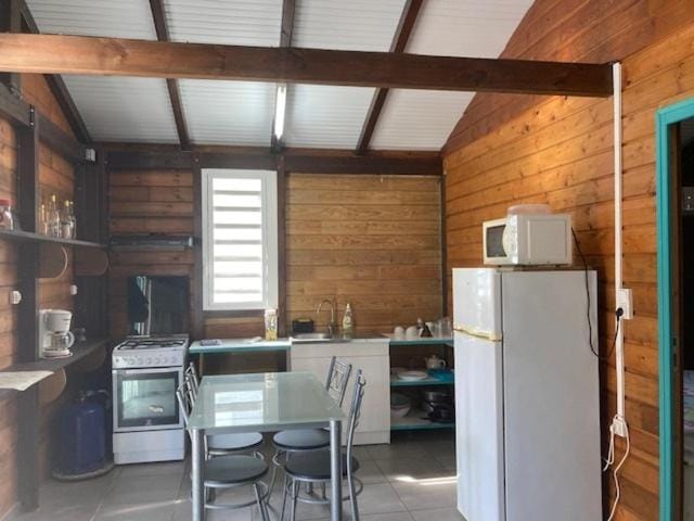 Bungalow ROUGE GITES PASSION Apartment in Leeward Islands