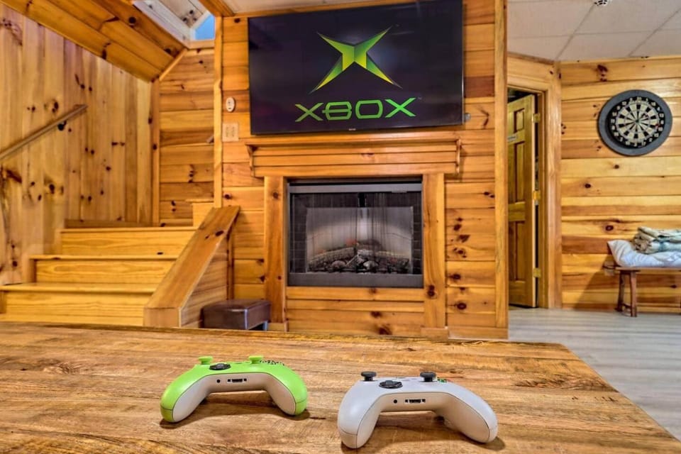 Serene Mountain Retreat Near Helen House in White County