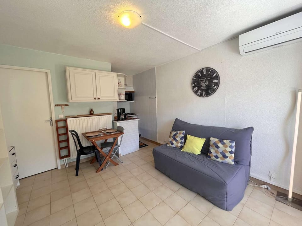 Studio cabine climatisé avec terrasse et garage - 4 couchages, St Raphaël - FR-1-226A-180 Cabin in Saint-Raphael