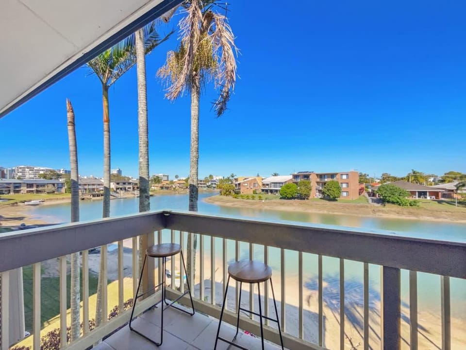 Balcony/Terrace, Seating area, River view