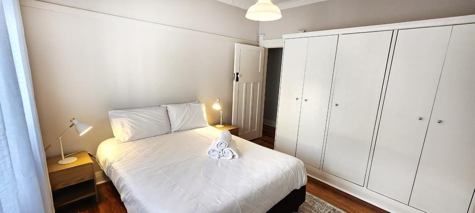 Bed, Photo of the whole room, Bedroom, towels, wardrobe