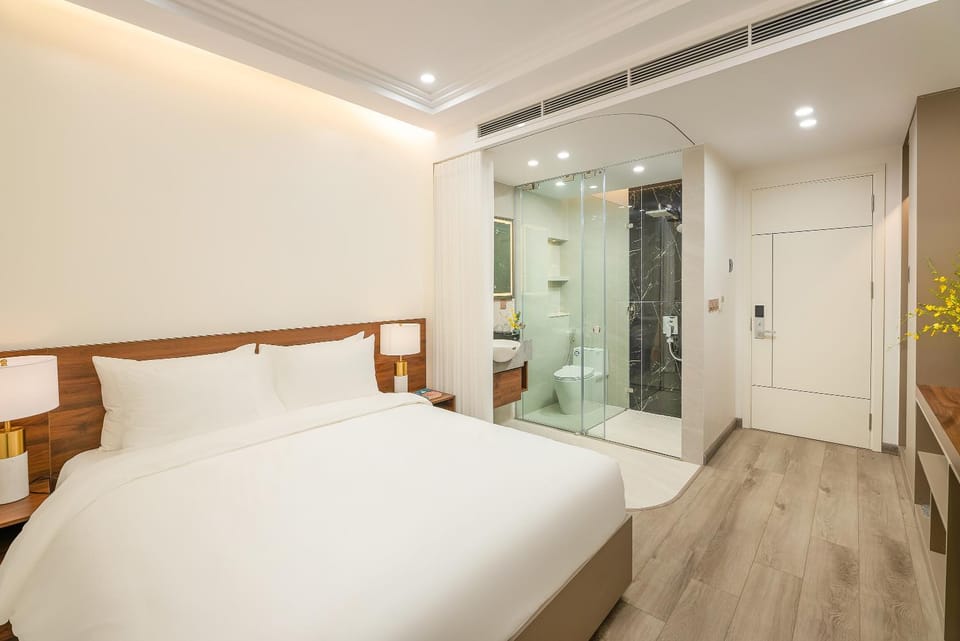 Shower, Bathroom, Photo of the whole room, wardrobe