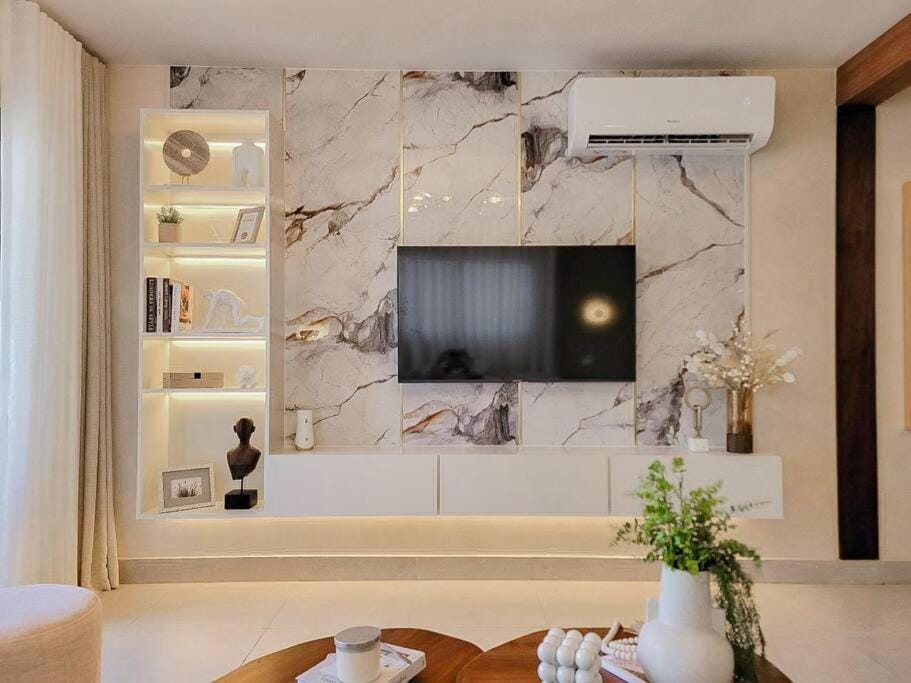 TV and multimedia, air conditioner