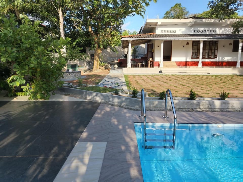 Villa Quite Place By MC Bed and Breakfast in Hikkaduwa