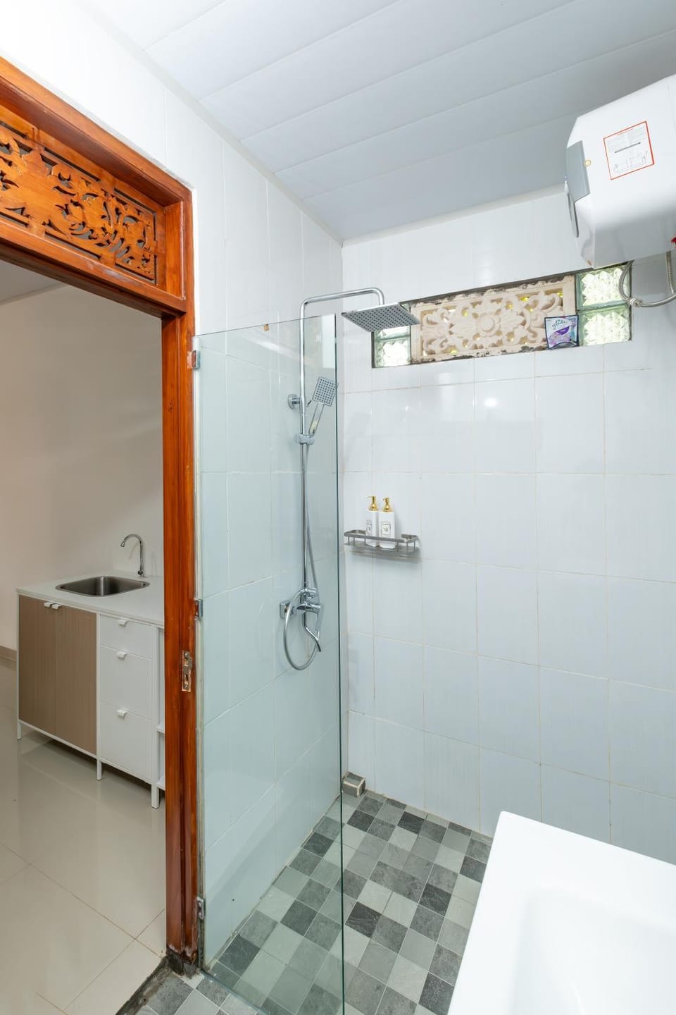 Shower, Bathroom